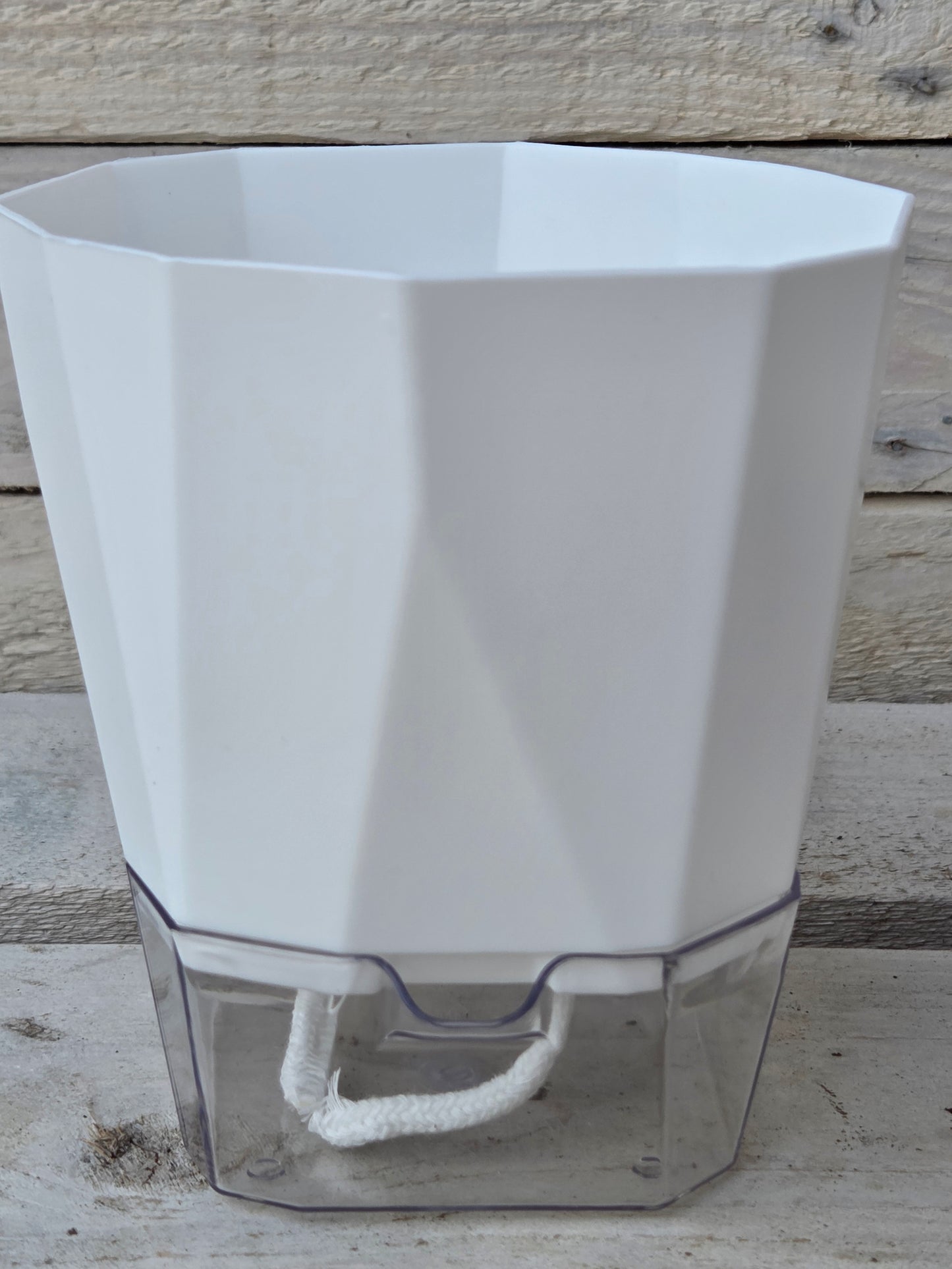Modern White Self-Watering Pot – 12.5cm x 13.5cm